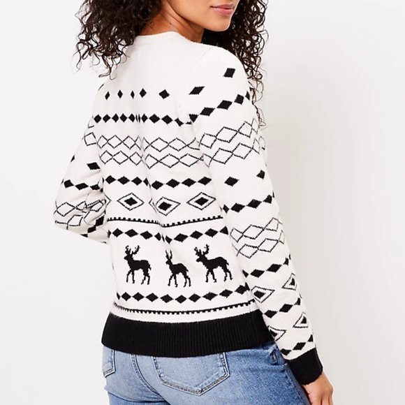 🌺LOFT | Reindeer Sweater - Picture 2 of 3